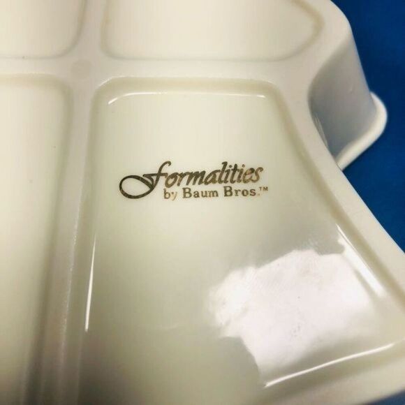 Formalities By Baum Bros  beige gold trim Ceramic Christmas Tree Platter 8x5x1 - Picture 3 of 7